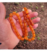 9x10 mm Mişmişi Dik Damar Çubuk Sıkma Kehribar Tesbih  Ebu Sırr Usta İmzalı Tespih (Kayısı - Açık Bej)