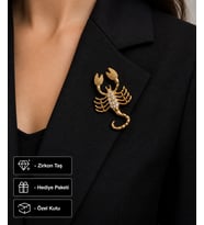 Hediye Akrep Burcu Kadın Broş Gold Renk Zirkon Taşlı Şık Yaka Aksesuarı