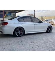bmw f30 yan marşpiyel lipi - PLASTİK - PARLAK SİYAH