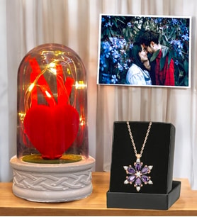 Kişiye Özel Fotoğraflı Hediye Seti  Led Işıklı Kırmızı Kalpli Fanus & Lotus Kolye