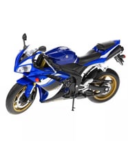 Yamaha YZF-R1 1:10 Diecast Motosiklet Model