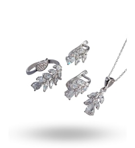 925 Ayar Gümüş Garnet Beyaz Yaprak Tasarım Kolye Küpe Yüzük Kadın Set