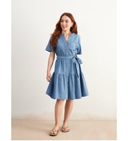 LCWAIKIKI Classic İndigo Kaçık Yaka Kuşaklı Mini Jean Elbise