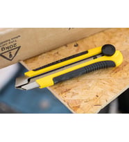 Stanley 0/10/425 Dynagrip Ayarlı Maket Bıçakları (Çok Renkli)