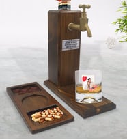 BK Gift Kişiye Özel İsimli Fotoğraflı Viski Bardağı & Musluklu Doğal Ahşap İçki Standı & Masif Ahşap Dikdörtgen Sunum Tabağı Çerezlik Hediye Seti-29