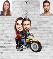 Kişiye Özel Motorcu Sevgili Karikatürlü Ahşap Anahtarlık Model 1-Eco