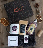 Kişiye Özel Love Yourself Hediye Kutusu - Kişiye Özel Kupa Standart, Traş Kolonyası, Çakmak, Filtre Kahve Doğum Günü Hediyesi