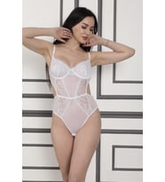 Yüksek Kalite Dantel İşlemeli Bodysuit (Beyaz)