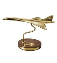 Kişiye Özel Concorde Pirinç Uçak Biblo 20x23 Cm – Ahşap Kaideli