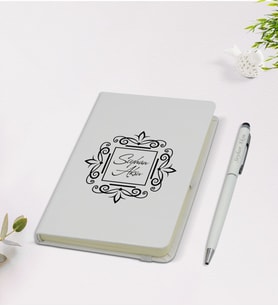 BK Gift Kişiye Özel İsimli 9x14cm Beyaz Defter ve Kalem Hediye Seti - Model 1
