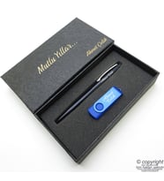 16GB. İsme Özel Usb Bellek + Scrikss İsme Özel Kalem Seti - Mavi