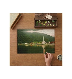 Trabzon Uzungöl Camii Tasarımı 240 parça Ahşap Puzzle Ahşap Kutuda MP06597