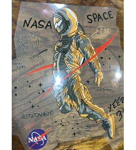 ÜTÜ İLE YAPIŞAN ASTRONOT TRANSFER BASKI ARMA 24X24 CM