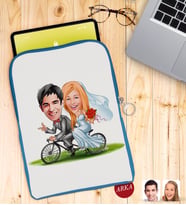 BK Gift Kişiye Özel Evleniyoruz Karikatürlü Taşınabilir Koruyucu Tablet Kılıfı & Organizer Çanta - Mavi-3