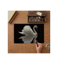 Beyaz Kuğu - Kuğu Yansıması Tasarımı 240 parça Ahşap Puzzle Ahşap Kutuda MP02958