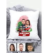 Üç Kişilik Aileye Özel Karikatürlü Yastık