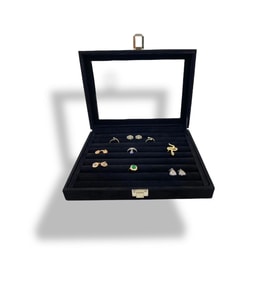 Richbox Sosis Model Kol Düğmesi Broş Takı Yüzük Kutusu Alcantara Siyah 18x24cm