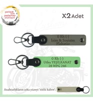 Motorcu Dostlara, İsim Plaka ve 0 - Kan Grubu Yazılı Güvenli Sürüş x2 Anahtarlık, Kül Gri-F Yeşil-SK (Çok Renkli)