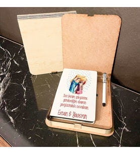 Sevgiliye En Güzel Hediye Ahşap Kutulu Defter Kalem Set 024