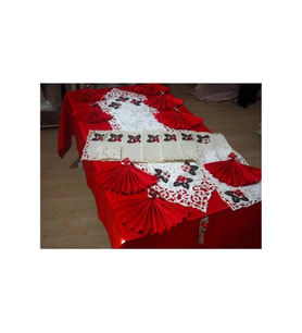 Afife Kadife Krem Kırmızı Sofra Takımı 8 Kişilik 160x230cm 34 Prç. 373 (Standart)