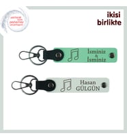 Nota Figürlü Romantik Hediye, Sevgiline Kişisel Deri Anahtarlık Takımı, İsim Yazılı, A Yeşil-Beyaz