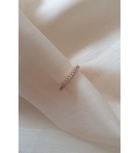 TEK SIRA TAŞ İŞLEME SIKIŞTIRMALI KIKIRDAK KÜPE (Altın-Beyaz)