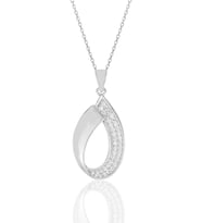 Söğütlü Silver Gümüş rodyumlu zirkon taşlı damla kolye.