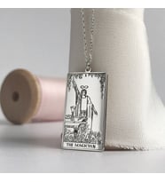 Kişiye Özel Tarot (The Magician) Büyücü Kolye