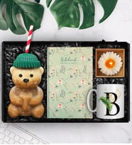 Bearista Şapkalı Pipetli Ayıcık Cam Bardak & Kişiye Özel Harf Kupa & Tasarım Defter & Mum Hediye Seti (Turkuaz)