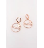 Halka İçinde "Mama" Yazılı Gümüş Küpe (Rose - Yeşil)