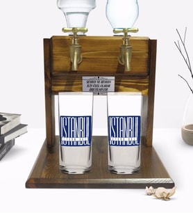 BK Gift Kişiye Özel Renkli Baskılı İstanbul Tasarımlı İkili Rakı Bardağı ve Çift Musluklu Doğal Ahşap Rakı Standı-2 (Model 1)