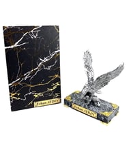 Premium İsimli Özel Ofis Seti - Mermer Tasarımlı Defter ve Kaideli Gri Kartal Heykeli (Model 2)