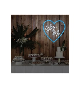 You+Me Yazılı ve Şekilli Neon Tabela