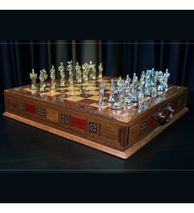 GiftHome Orta Boy Metal İSPANYOL Satranç Takımı Parlak ve Masif Ahşap Çekmeceli Tahtası (38X38X6 cm.)