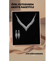 Özel Kutusunda Hediye Paketiyle Filippa  Gümüş Kaplama  Takı Seti Kolye Küpe Hediye Set Düğün Nişan Söz Nikah Takı Seti (Beyaz Gümüş)