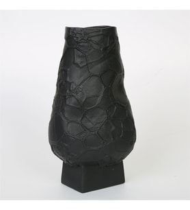 Vitale Siyah Dalgalı Vazo 24*22*31 Cm AK.JM00021