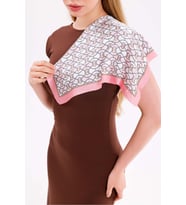 Pembe Zincir Model Fular Estascarf 48 x 48 Cm (Çok Renkli)