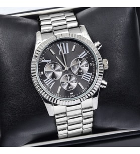 Sınırlı Sayıda M Kors Model Özel Kutulu Metal Kordonlu Gümüş Erkek Kol Saati Arkadasa Abiye Sevgiliye Kocaya Baba Kardese Ese Koca Dayiya Dogum Gunu Yildonumu İcin Kol Saati Hediye Dogum Gunu İcin Hediyelik Avantajlı Ürün
