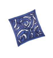 Mısırlı Eşarpları Soft Pamuk Geometrik Desenli Eşarp (Lacivert-Mavi)