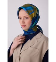 Çiçek Desen İpek Twill Eşarp   - 2026 İlkbahar-Yaz (T)   4303 (Sax)
