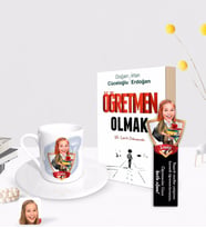 BK Gift Kişiye Özel Kadın Öğretmen Karikatürlü Türk Kahvesi Fincanı Ahşap Kitap Ayracı ve Öğretmen Olmak Kitabı Hediye Seti-4
