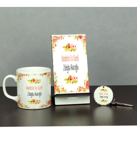 Annelerin En Güzeli Üçlü Set (Kupa + Telefon Standı + Anahtarlık)