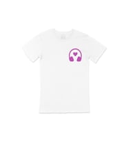 Pembe Müzik Aşkı Cep Logo Tasarımlı Beyaz Tişört