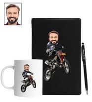 Kişiye Özel MotorcuTasarımlı Karikatür Siyah Defter Kalem Kupa Seti 109