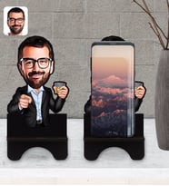 BK Gift Kişiye Özel Erkek Karikatürlü Ahşap Biblo Telefon Standı-50
