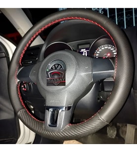 DİKİŞLİ DİREKSİYON KILIFI KARBON / NOKTA DERİ  2 PARÇA KIRMIZI DİKİŞLİ VW POLO BU DİREKSİYON İÇİN