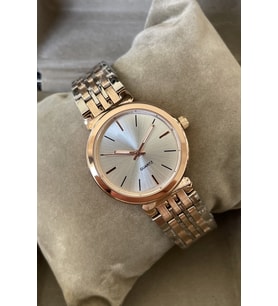 Özel Saat Kutusu ile Minimal Tarz Kadın Kol Saati Zarif Metal Kordon Rose Gold Gümüş Anneye Arkadasa Sevgiliye Kardese Ese Dosta Ablaya Teyzeye Halaya Dogum Gunu Yildonumu İcin Hediyelik Kol Saati Hediyesi Dogum Gunu Hediyelik Avantajlı Ürün