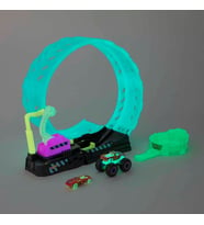 Hot Wheels Monster Trucks Karanlıkta Parlayan Çemberde Yarış Seti - Neon Aksiyonlu Oyun Seti