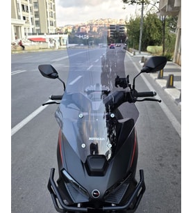 MOTOCAM Skyjet Rivero 125 Ön Cam 2024-2026 Model 57cm Füme Renkli 4mm SPORTİF