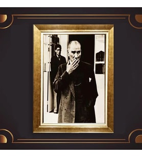Altın Varaklı Çerçeveli Paspartulu Atatürk Tablo DC0582 (Gold)